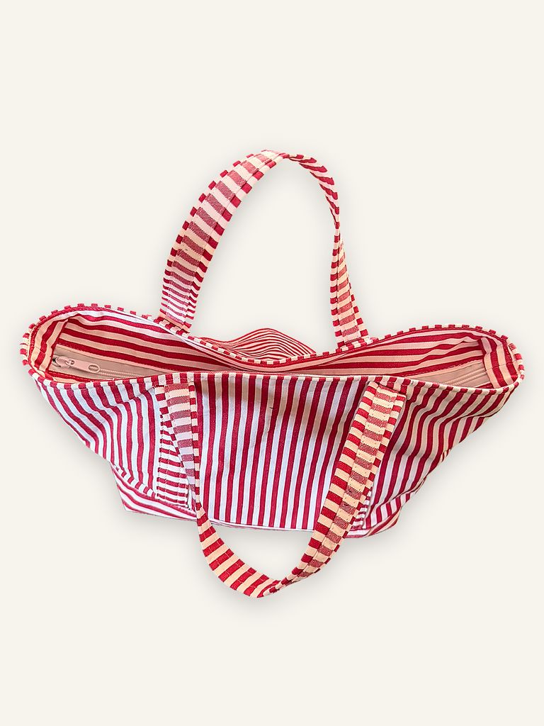 Fai — handgenähte Handtasche, Baumwolle, rot-weiss gestreift, Unikat von Wanphen Biasio, Lausen BL — Ansicht 3